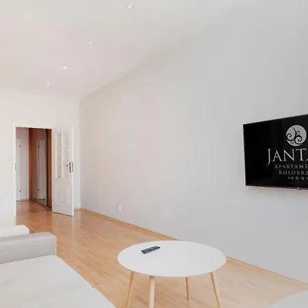 Park Side 2 Arciszewskiego By Jantar